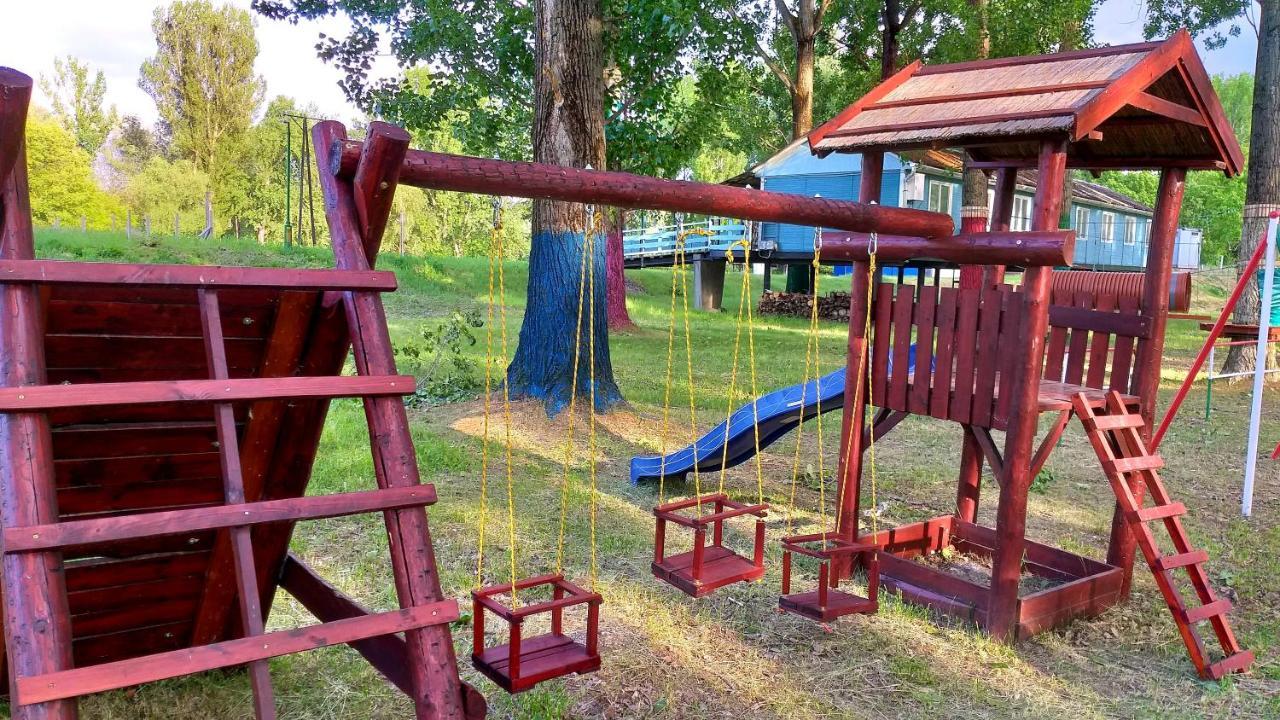 Tisza Camping & Kalandpark Tokaj Hotel Rakamaz Exterior photo